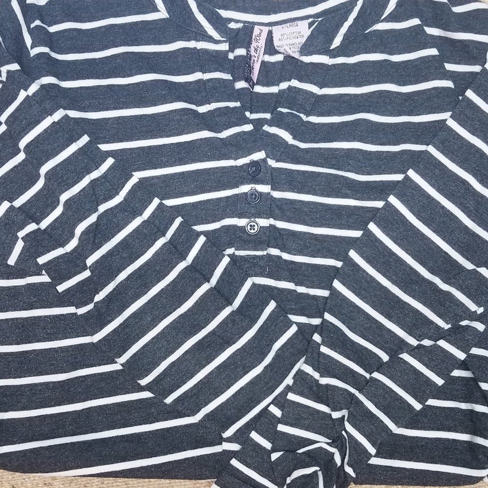 Mom's The Word striped maternity t-shirt